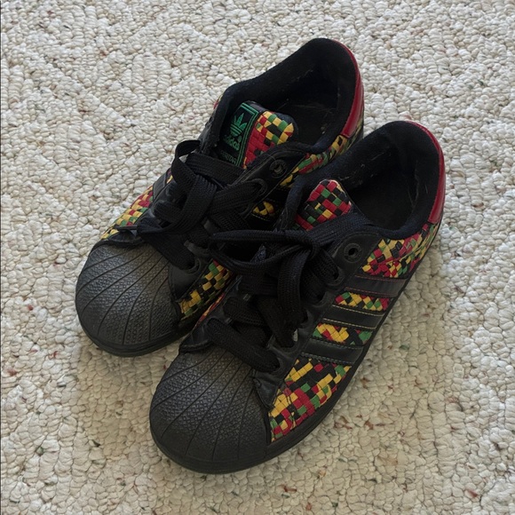 adidas Superstar Green Red Yellow Black Jamaica Marley Rasta Athletic Sneakers - Picture 2 of 8